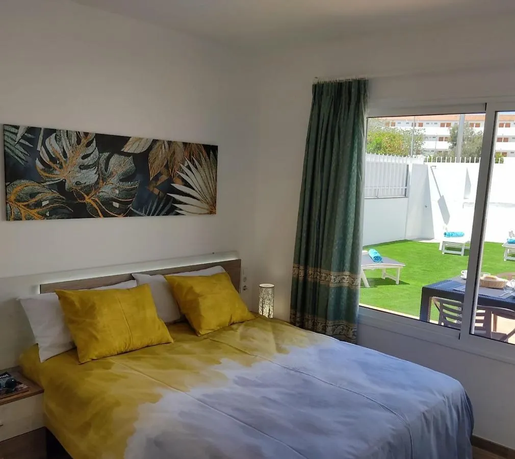 Villa Orquidea With Private Garden Playa del Ingles  0*, Playa del Ingles (Gran Canaria)