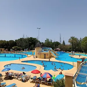 https://nuevo-premium-studio-con-piscina-y-parque-acuatico-wifi.hotelsinnerja.org